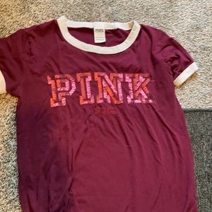 Vs pink shirt